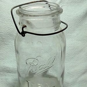 Vintage Ball Ideal Bail Canning Jar